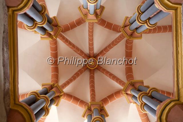 luxembourg 15.JPG - Intérieur du Château de ViandenArdennes luxembourgeoises, district de DiekirchGrand Duché de Luxembourg